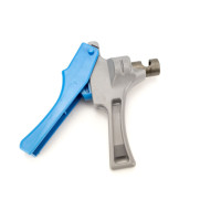 Дирокол для рукава Лейфлет 15мм